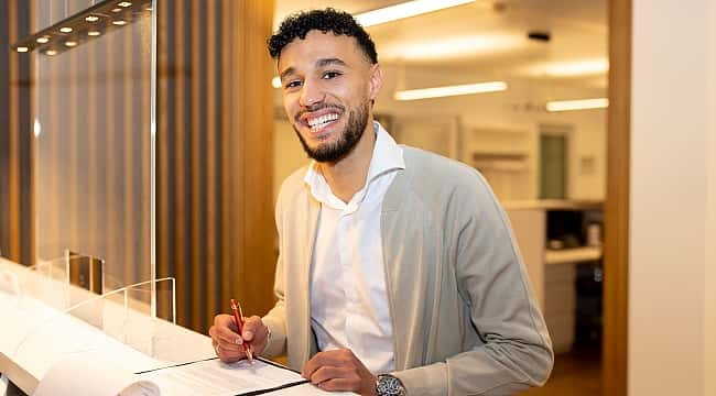 Bayern Münih'in yeni sağ beki