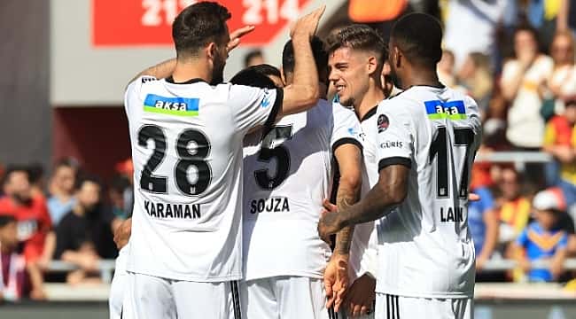 İzmir'de 2 gol, 3 kırmızı kart!