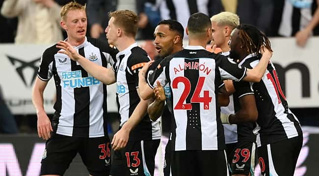 Newcastle'dan Arsenal'e Şampiyonlar Ligi darbesi