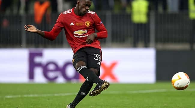 Axel Tuanzebe, Trabzonspor'a yakın