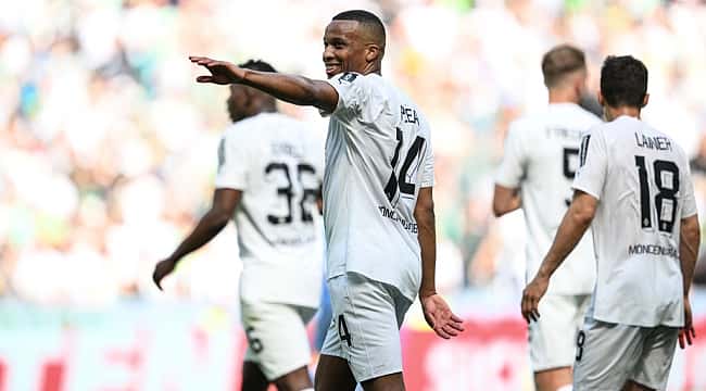 Fenerbahçe'de son aday Alassane Plea