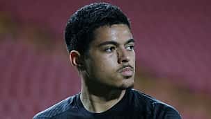 Galatasaray, orta sahası için adaylar