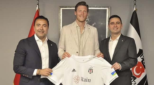 Weghorst transferinin maliyeti açıklandı