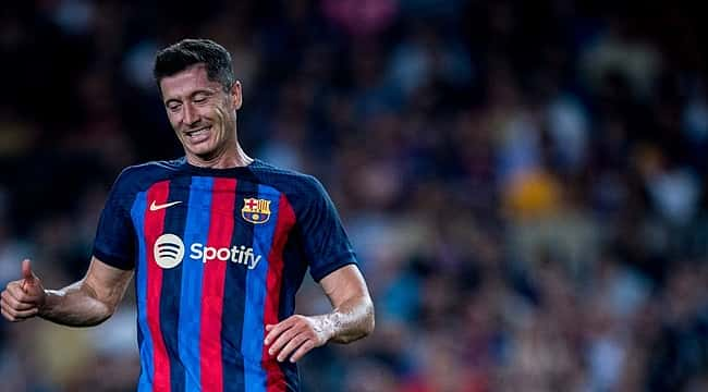 Barça Nou Camp'ta sessiz başladı