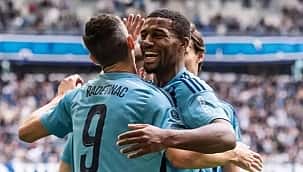 Beşiktaş, stoper transferi için Isak Hien'i bekliyor