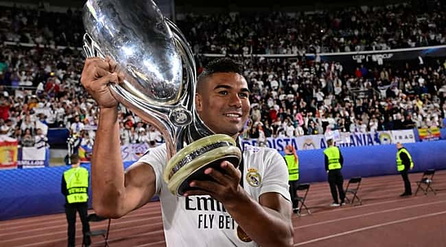 Casemiro'nun Manchester United'a transferi resmileşti