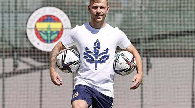 Fenerbahçe'de bir ayrılık daha