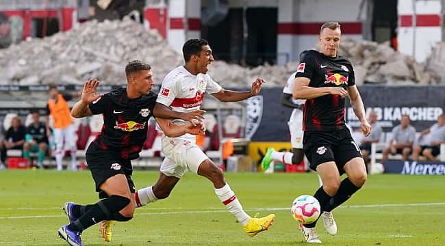 Leipzig, Bundesliga'ya puan kaybıyla başladı