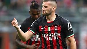 AC Milan 4 golle kazandı, Inter 90+4'te güldü