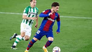 Trabzonspor'a yeni 10 numara; Enis Bardhi