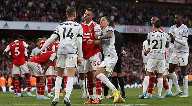 Dev maçta kazanan Arsenal