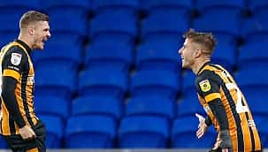 Hull City son 15 dakikada geri döndü