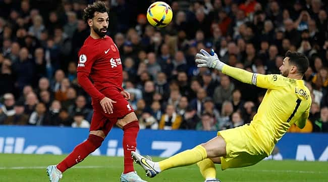 Liverpool, Tottenham'ı Mohamed Salah ile yıktı!