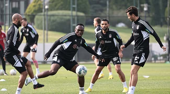 Şenol Güneş'in Beşiktaş'ta biletini kestiği iki isim