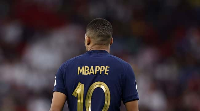 Fransa'nın altın çocuğu; Kylian Mbappe'den rekor