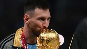 Lionel Messi Instagram'da tarihe geçti