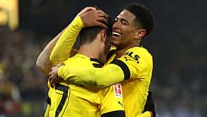 Dortmund tam 7 gollü düelloda 3 puanı kaptı!