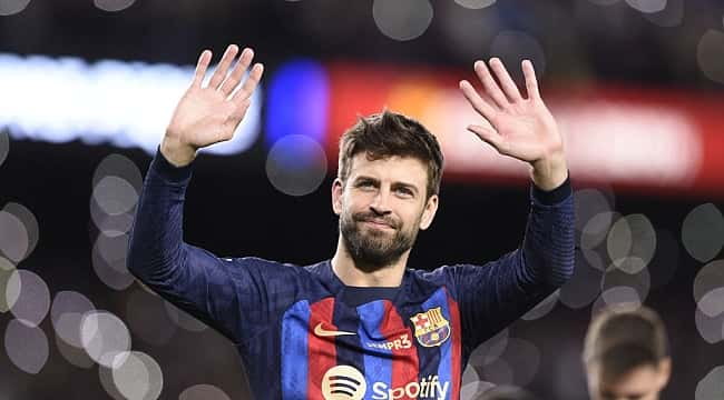 Gerard Pique futbola geri dönüyor