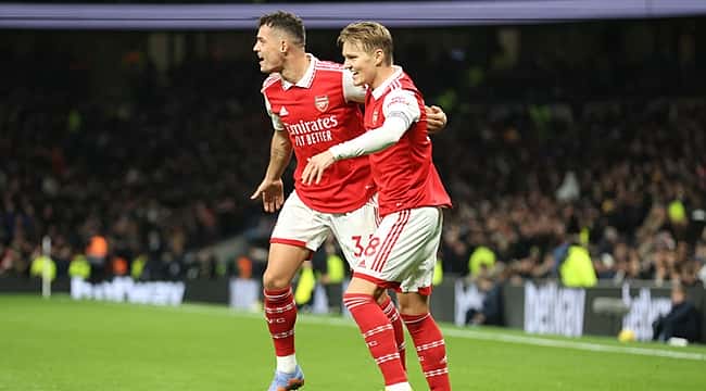 Kuzey Londra derbisinde 3 puan Arsenal'in! Zirve...