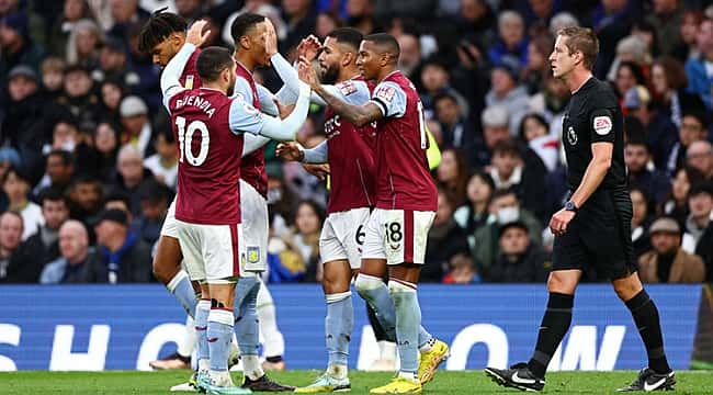 Premier League'in ilk 3 puanı Aston Villa'nın!