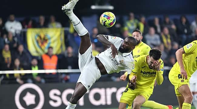 Real Madrid'e zirve yarışında 2 gollü darbe!