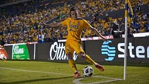 Süper Lig devleri transferde karşı karşıya geldi!