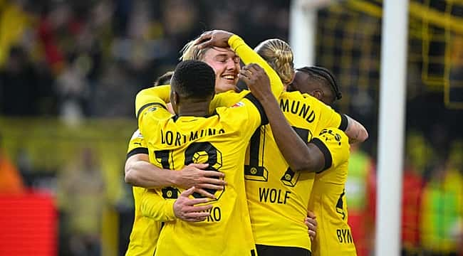 Dortmund'dan gol şov var! Freiburg'un gücü yetmedi