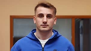 Kerem'den depremzedelere destek! Hediye etti