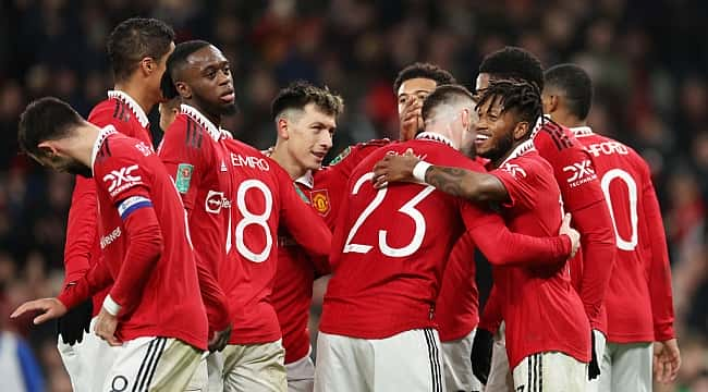 Manchester United finale yükseldi