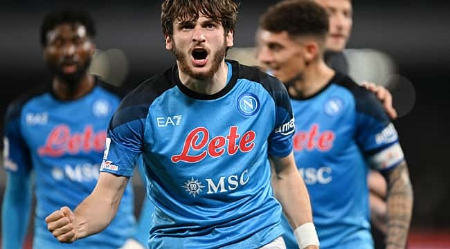 Napoli kazandı, Kvaratskhelia'dan muhteşem gol geldi