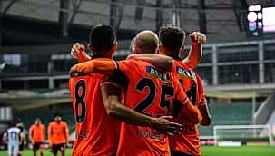 Başakşehir kazandı, kaleci 2. yarıya çıkmak istemedi