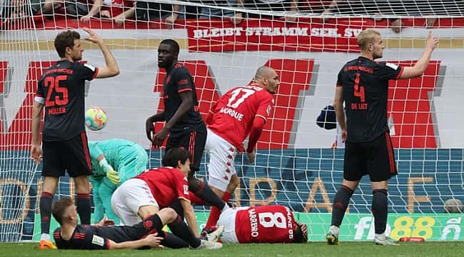 Bayern Münih'e zirve yarışında 3 gollü darbe!