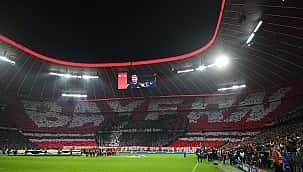 Bayern tribünleri yine sınıfı geçti