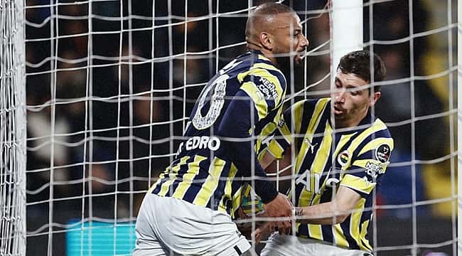 Fenerbahçe 5 dakikada geri döndü