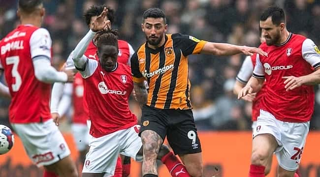 Hull City, pozisyonları gole çeviremedi! 1 puana razı