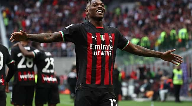 AC Milan'dan Leao için 170 milyon euro serbest kalma bedeli