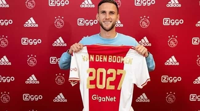 Ajax, van den Boomen'i transfer etti