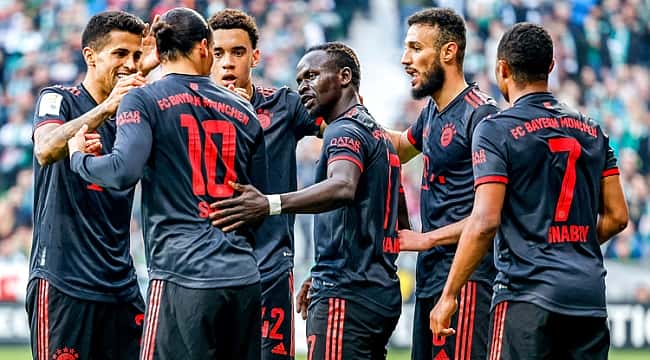 Bayern Münih zirveyi bırakmadı