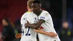 Galatasaray, Tottenham ile görüştü