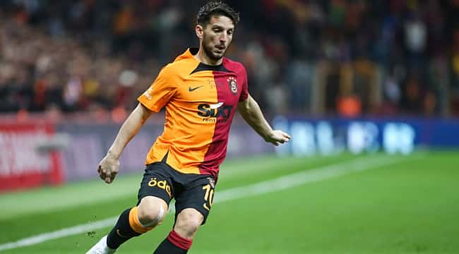 Mertens resmen 1 yıl daha Galatasaray'da! Opsiyon...