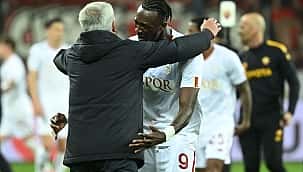 Roma savunmasıyla finalde!