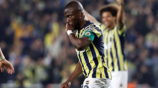 Enner Valencia, Alex'in rekoruna ortak oldu