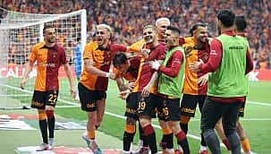 Galatasaray'da derbi böyle kutlandı