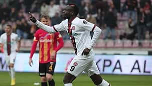 Mbaye Diagne teklif beklediğini açıkladı