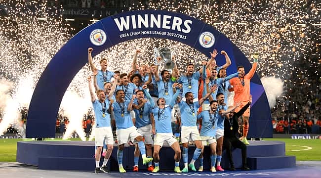 Şampiyon Manchester City!