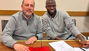 Valencia imzayı attı!