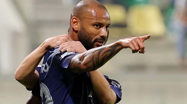 Arabistan'dan transfer kancası!