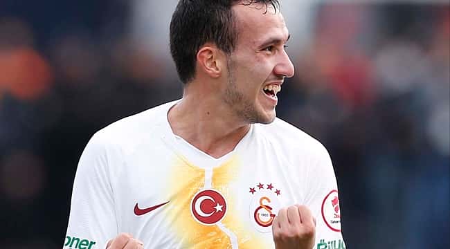 Galatasaray'da bir ayrılık daha! Resmen açıklandı