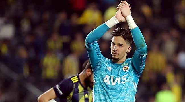 Altay, İstanbul'dan ayrıldı!