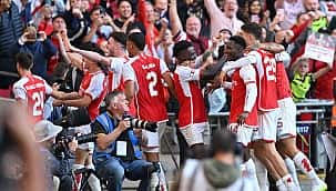 Arsenal sezonun ilk kupasını aldı